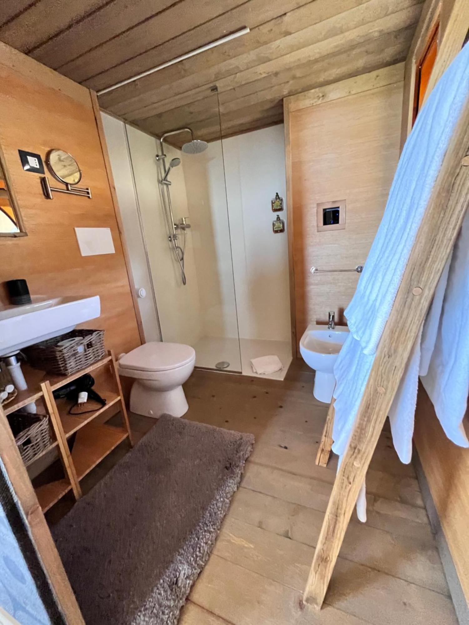 فندق Glamping - Il Giardino Di San Giorgio "Armida" Montorgiali المظهر الخارجي الصورة